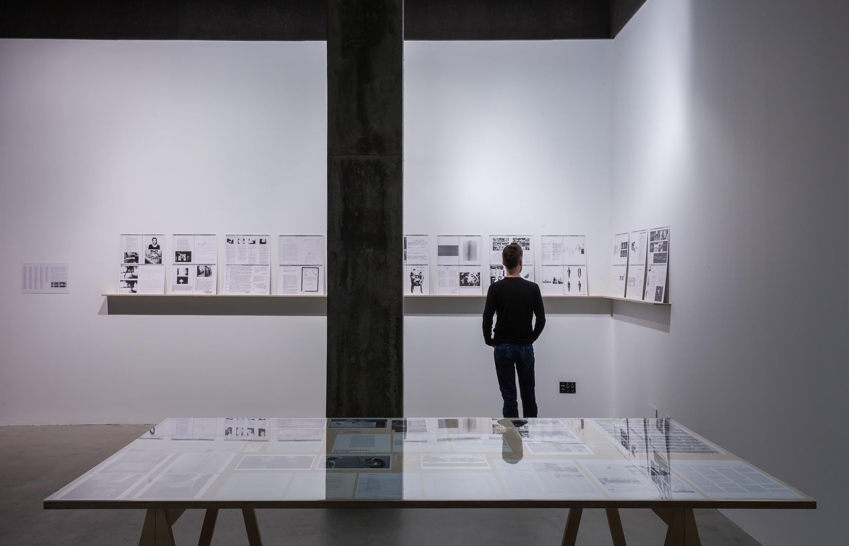 Vue de l'exposition Créer à rebous vers l'exposition : le cas de 03 23 03, VOX, 2019. Photo : Michel Brunelle.