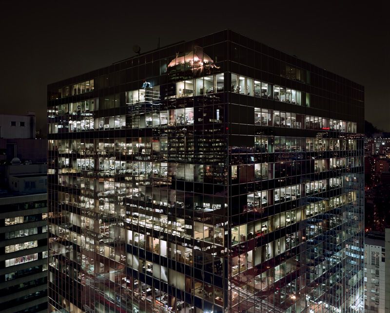 Thomas Kneubühler, _Untitled_ de la série _Office 2003_, épreuve numérique, 122 x 152 cm. Avec l’aimable permission de l’artiste.